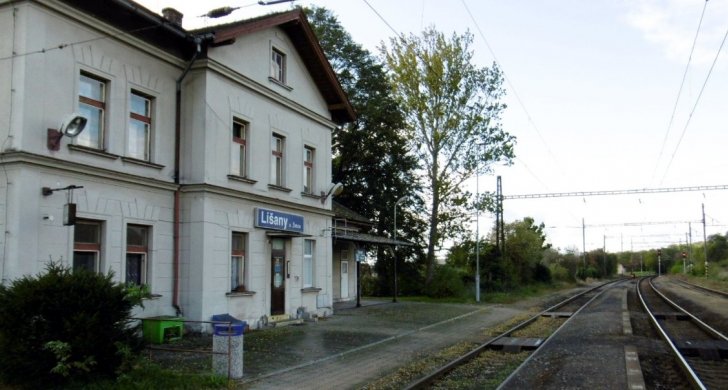 Lisany_u_Zatce stanice3.jpg